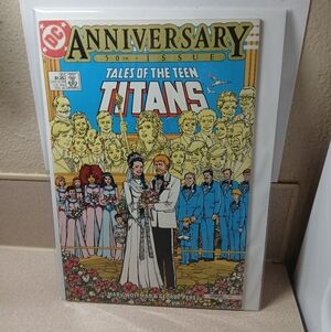 DC Comics Anniversary Issue - Tales of the Teen Titans